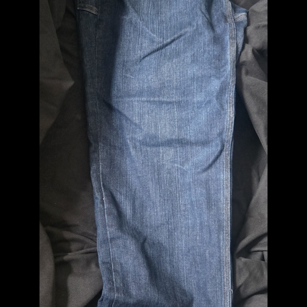 Duluth Trading Co Blue Denim Jeans